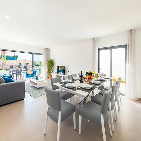 Charming Villa, Private Pool Villa