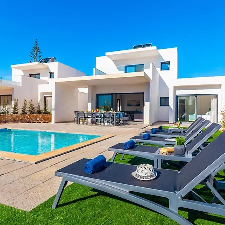Charming Villa, Private Pool * Albufeira