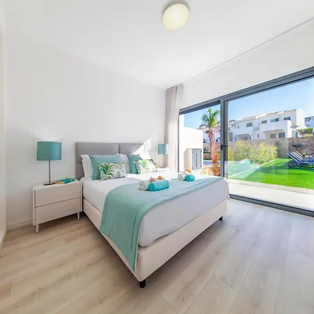 Charming Villa, Private Pool Villa Albufeira