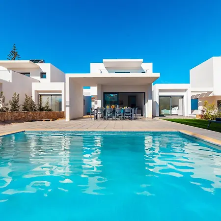 Charming Villa, Private Pool Villa